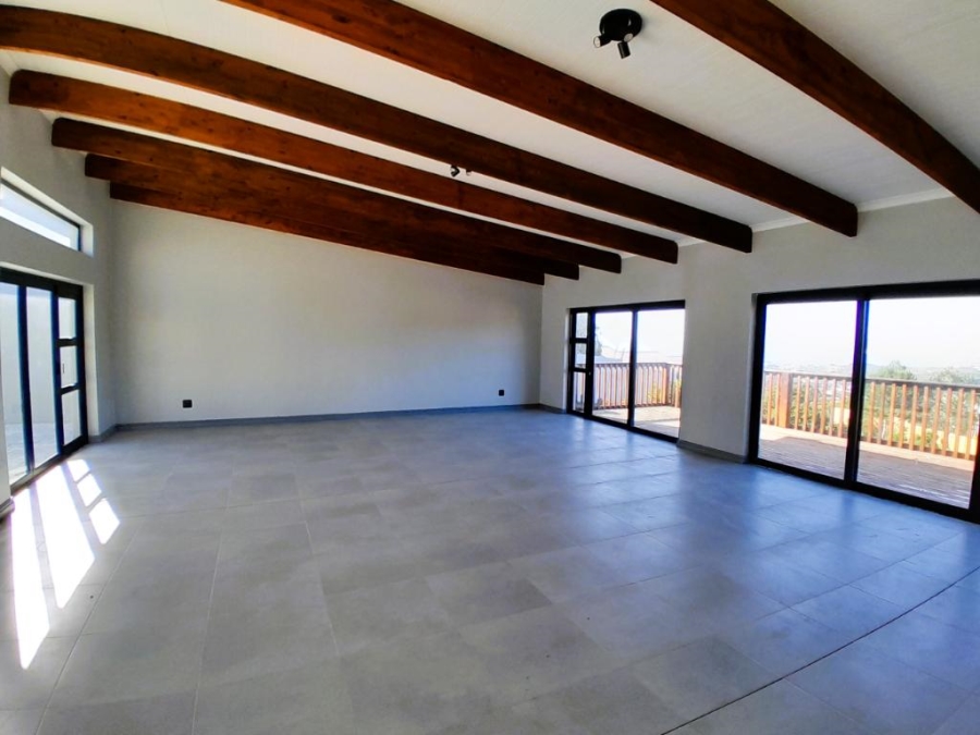 4 Bedroom Property for Sale in Whale Rock Western Cape